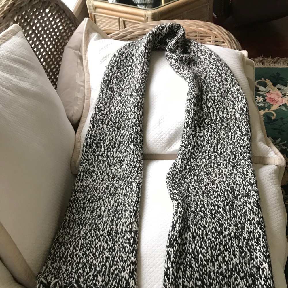 Scarf - Picture 3 of 3